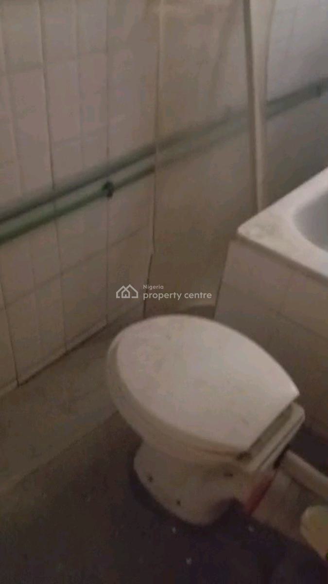 Standard and Spacious 3 Bedroom Flat, Mende, Mende, Maryland, Lagos, Flat / Apartment for Rent