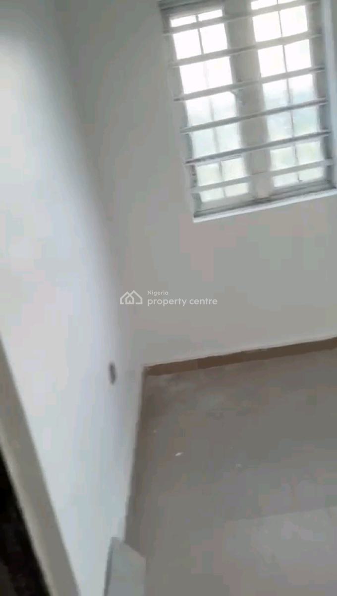 Standard and Spacious 2 Bedroom Flat, Oworo, Oworonshoki, Kosofe, Lagos, Flat / Apartment for Rent