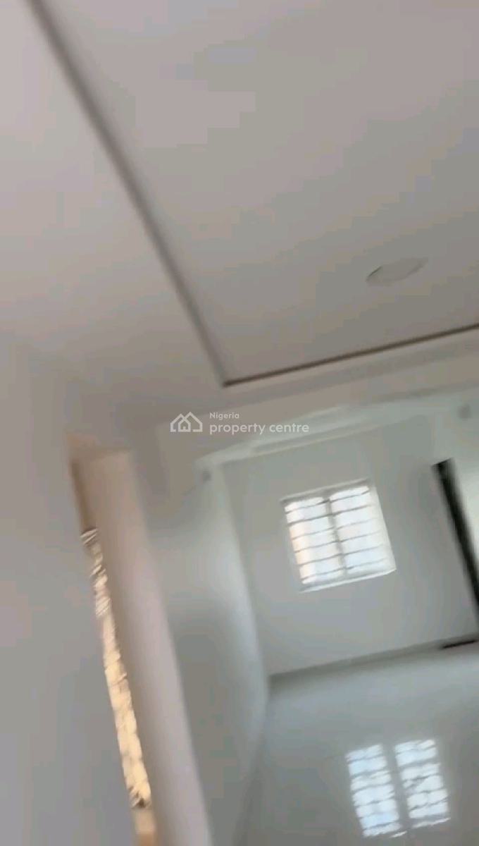 Standard and Spacious 2 Bedroom Flat, Oworo, Oworonshoki, Kosofe, Lagos, Flat / Apartment for Rent