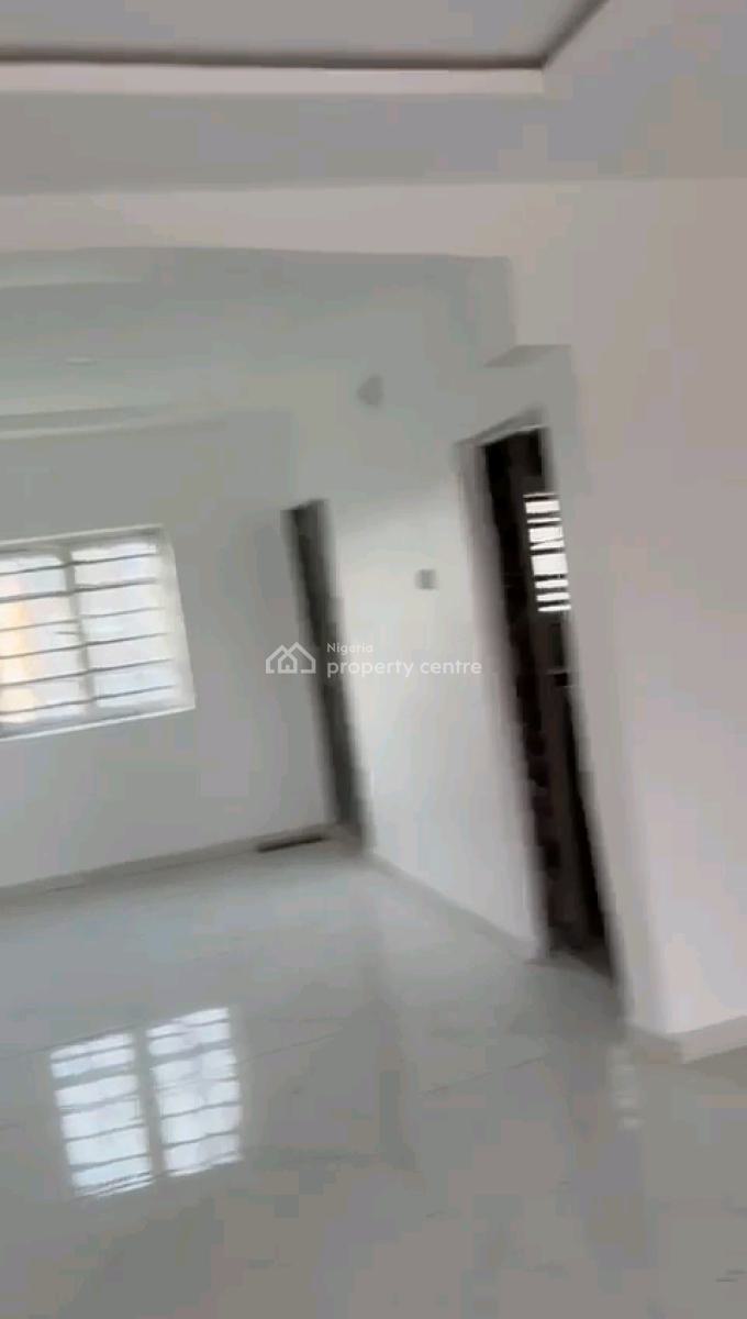 Standard and Spacious 2 Bedroom Flat, Oworo, Oworonshoki, Kosofe, Lagos, Flat / Apartment for Rent