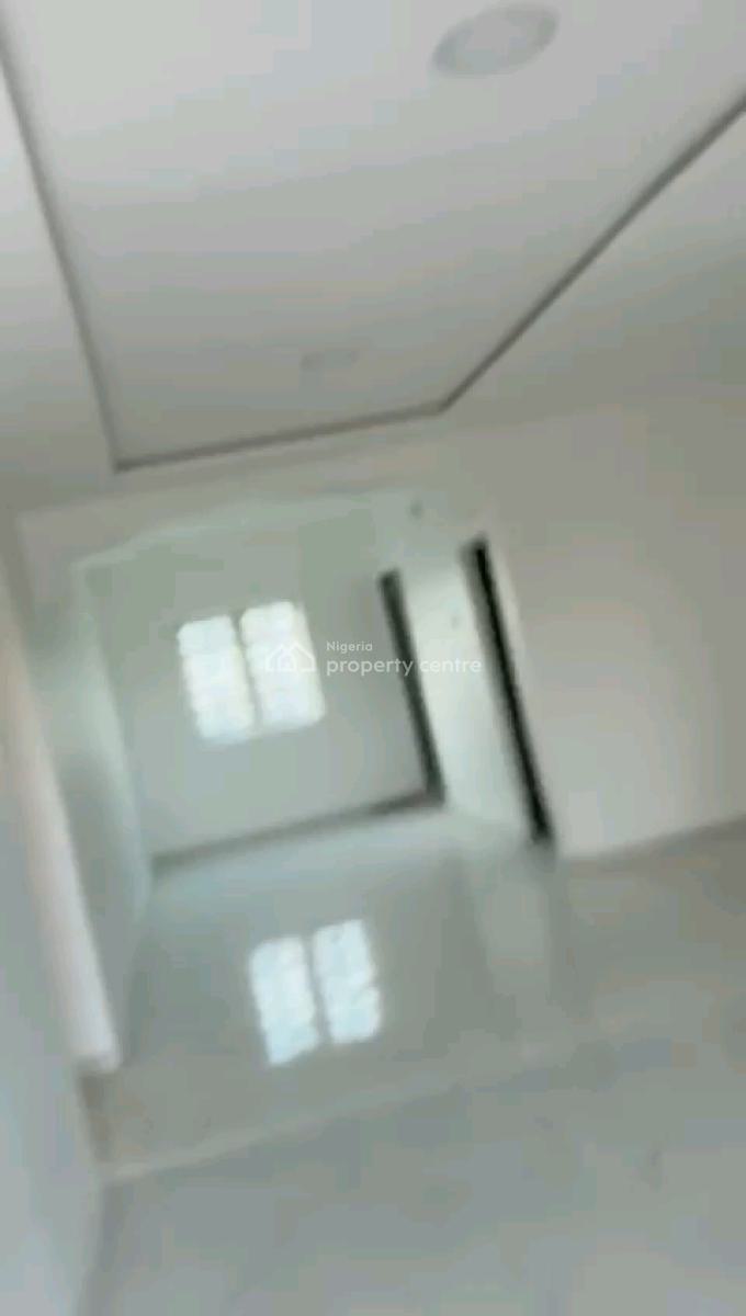 Standard and Spacious 2 Bedroom Flat, Oworo, Oworonshoki, Kosofe, Lagos, Flat / Apartment for Rent