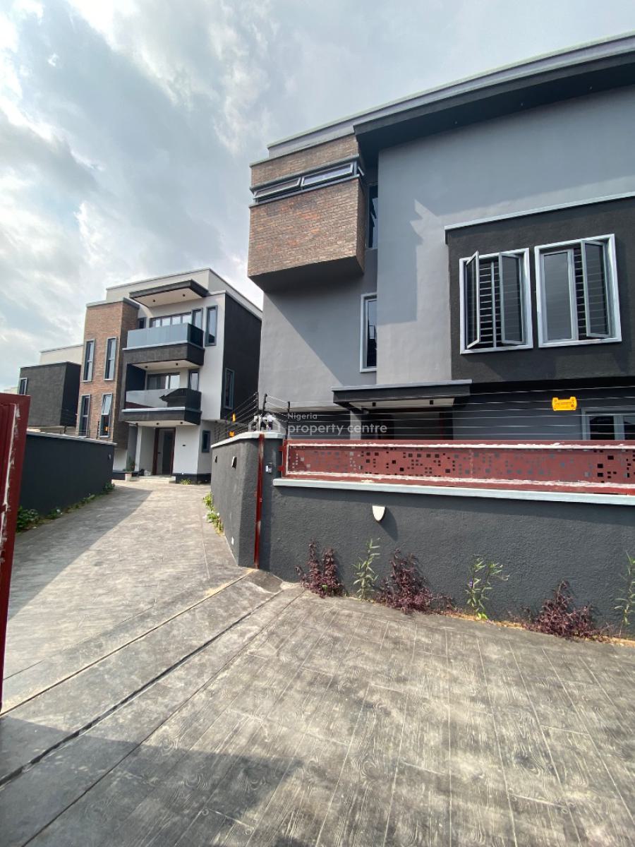 Smart 6 Bedroom House with Bq, Off Isaac John Street, Ikeja Gra, Ikeja, Lagos, Detached Duplex for Sale