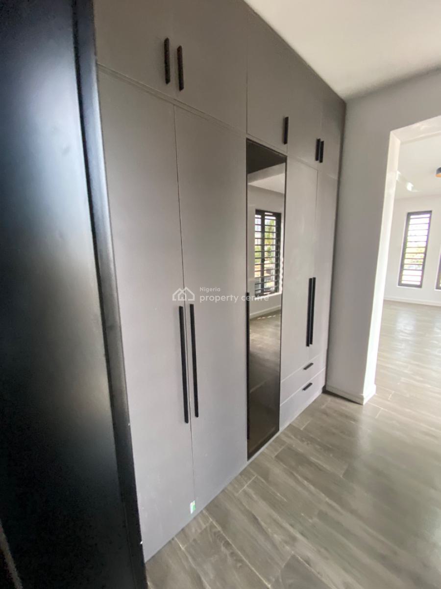 Smart 6 Bedroom House with Bq, Off Isaac John Street, Ikeja Gra, Ikeja, Lagos, Detached Duplex for Sale