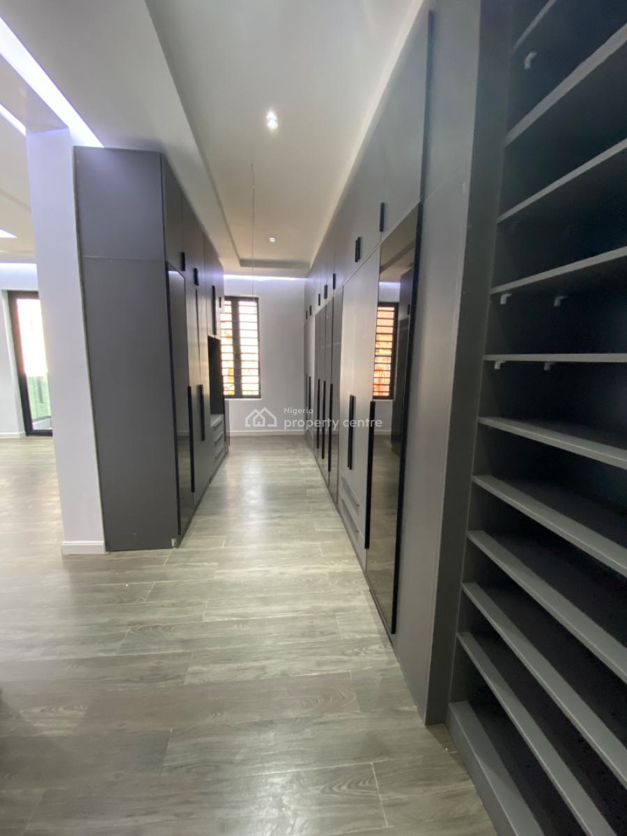 Smart 6 Bedroom House with Bq, Off Isaac John Street, Ikeja Gra, Ikeja, Lagos, Detached Duplex for Sale