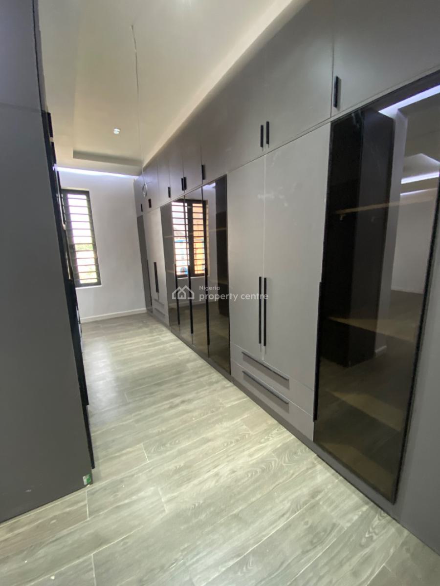 Smart 6 Bedroom House with Bq, Off Isaac John Street, Ikeja Gra, Ikeja, Lagos, Detached Duplex for Sale