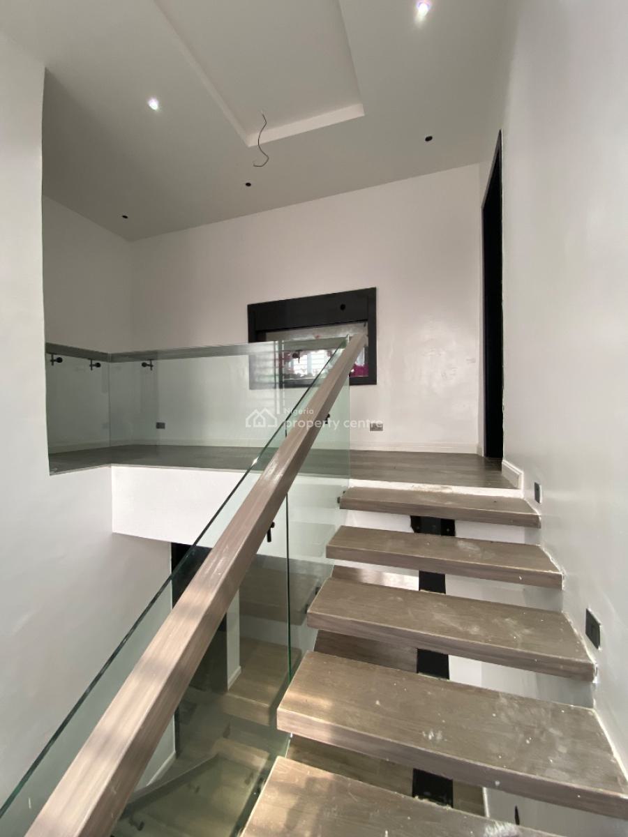 Smart 6 Bedroom House with Bq, Off Isaac John Street, Ikeja Gra, Ikeja, Lagos, Detached Duplex for Sale