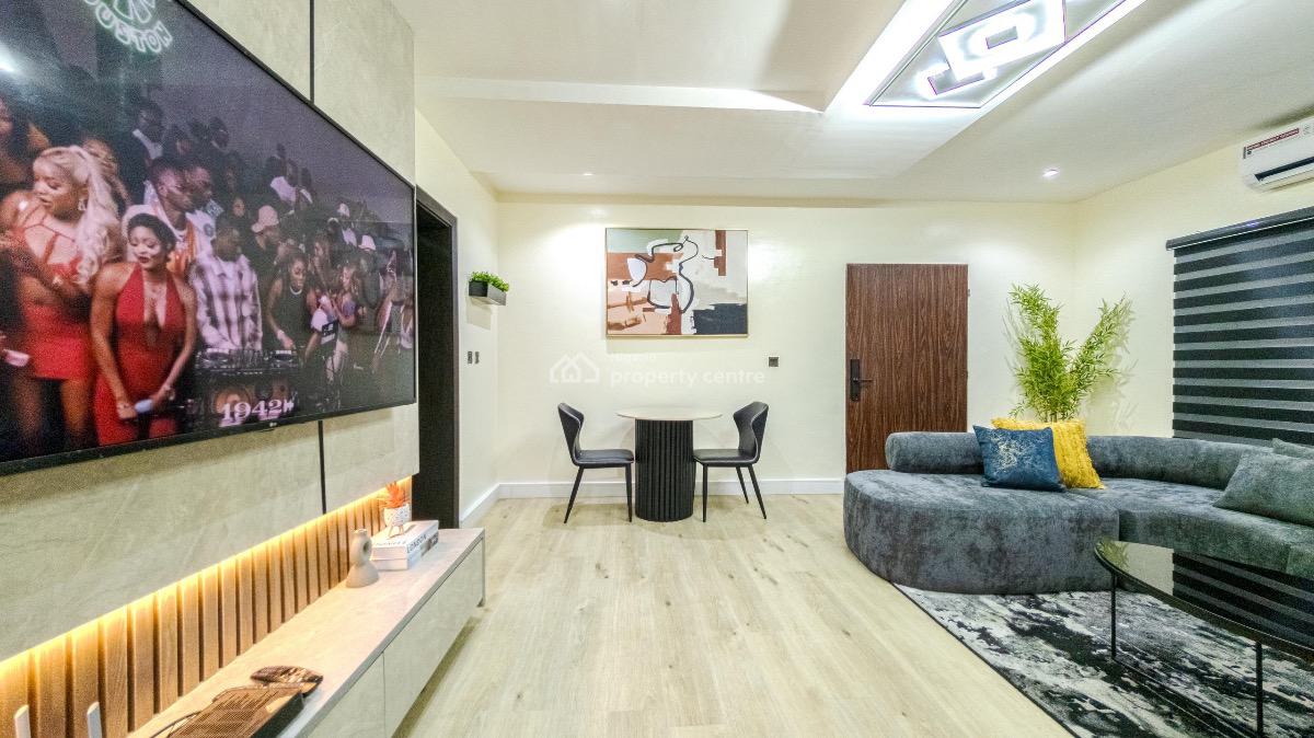 Coziest 1-bedroom Shortstay Apartment, Lekki Phase 1, Lekki, Lagos, Mini Flat (room and Parlour) Short Let