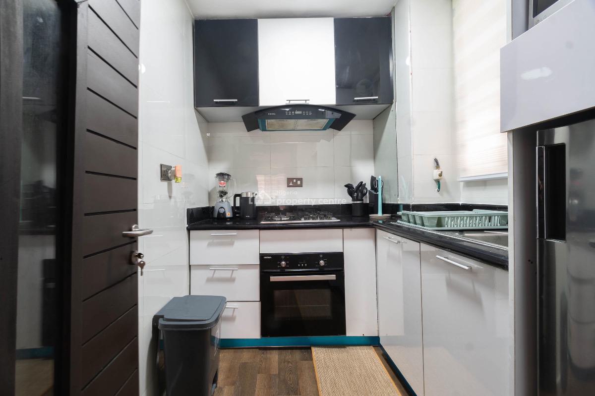 Coziest 1-bedroom Shortstay Apartment, Lekki Phase 1, Lekki, Lagos, Mini Flat (room and Parlour) Short Let