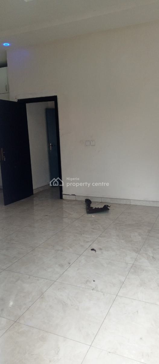 a Room Selfcontain, Off Providence Road, Lekki Phase 1, Lekki, Lagos, Self Contain (single Rooms) for Rent