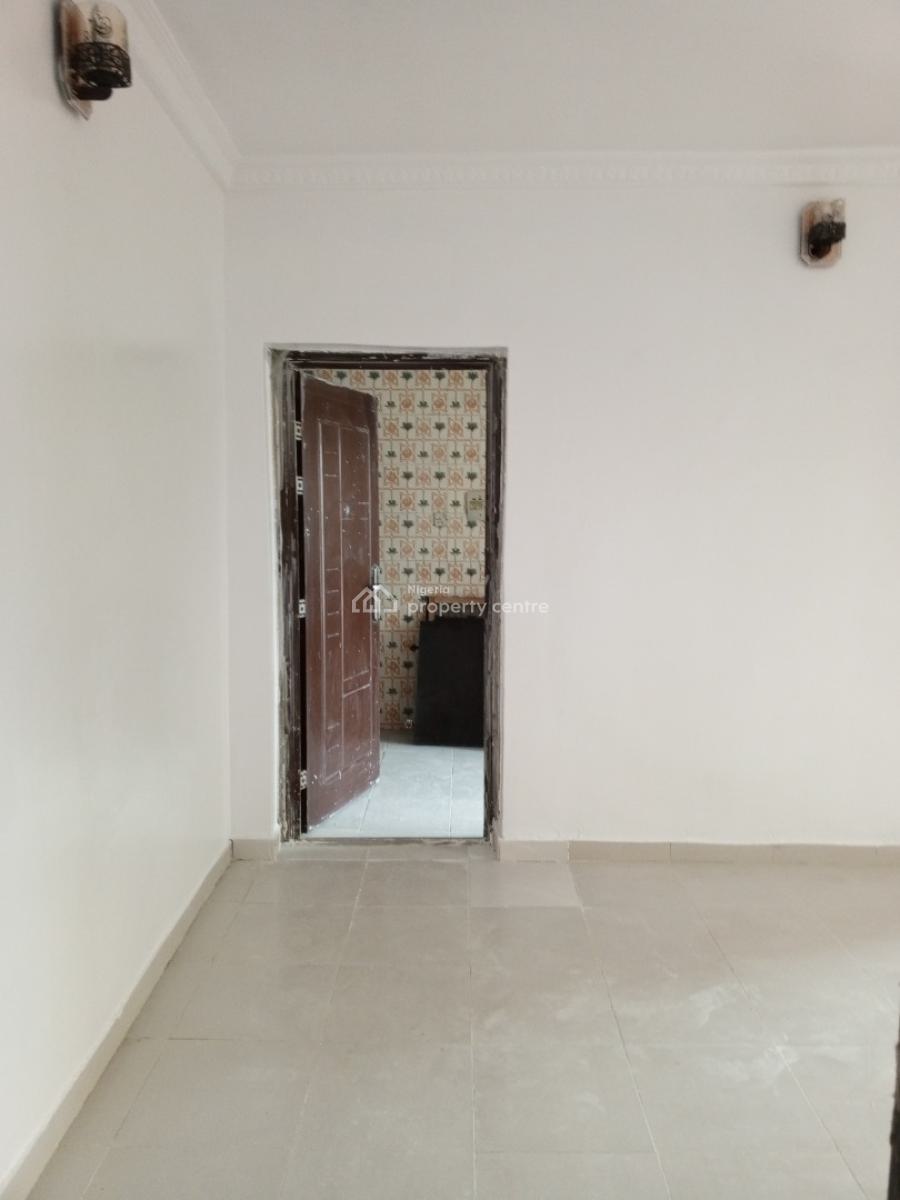 Room and Parlour Mini Flat, Off Admiralty Way, Lekki Phase 1, Lekki, Lagos, Mini Flat (room and Parlour) for Rent