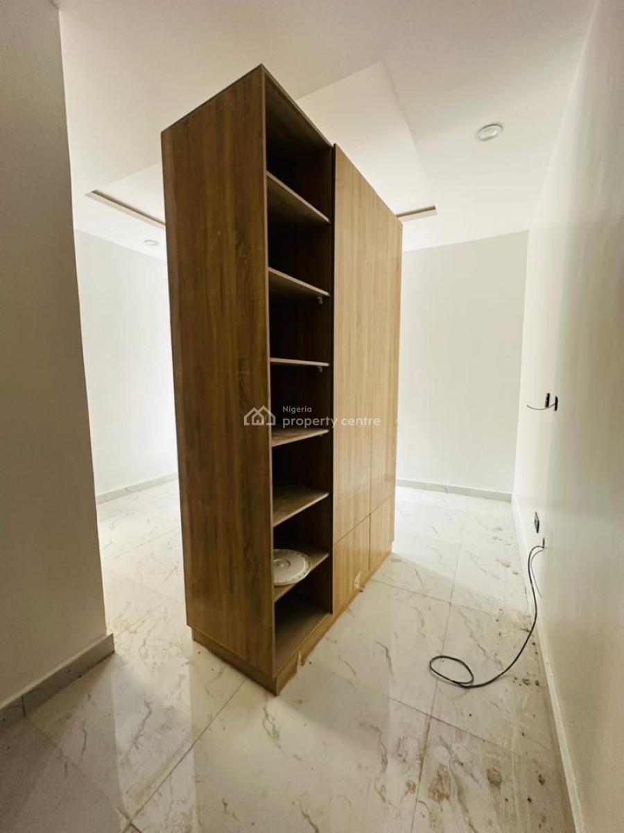 Beautiful 2 Bedroom Flat, Berger, Arepo, Ogun, Flat / Apartment for Rent