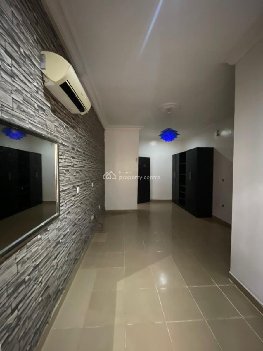 4 Bedroom Bungalow with 4,000 Litres G.p Tank & Solar Panels, Orchid, Ikota, Lekki, Lagos, House for Rent