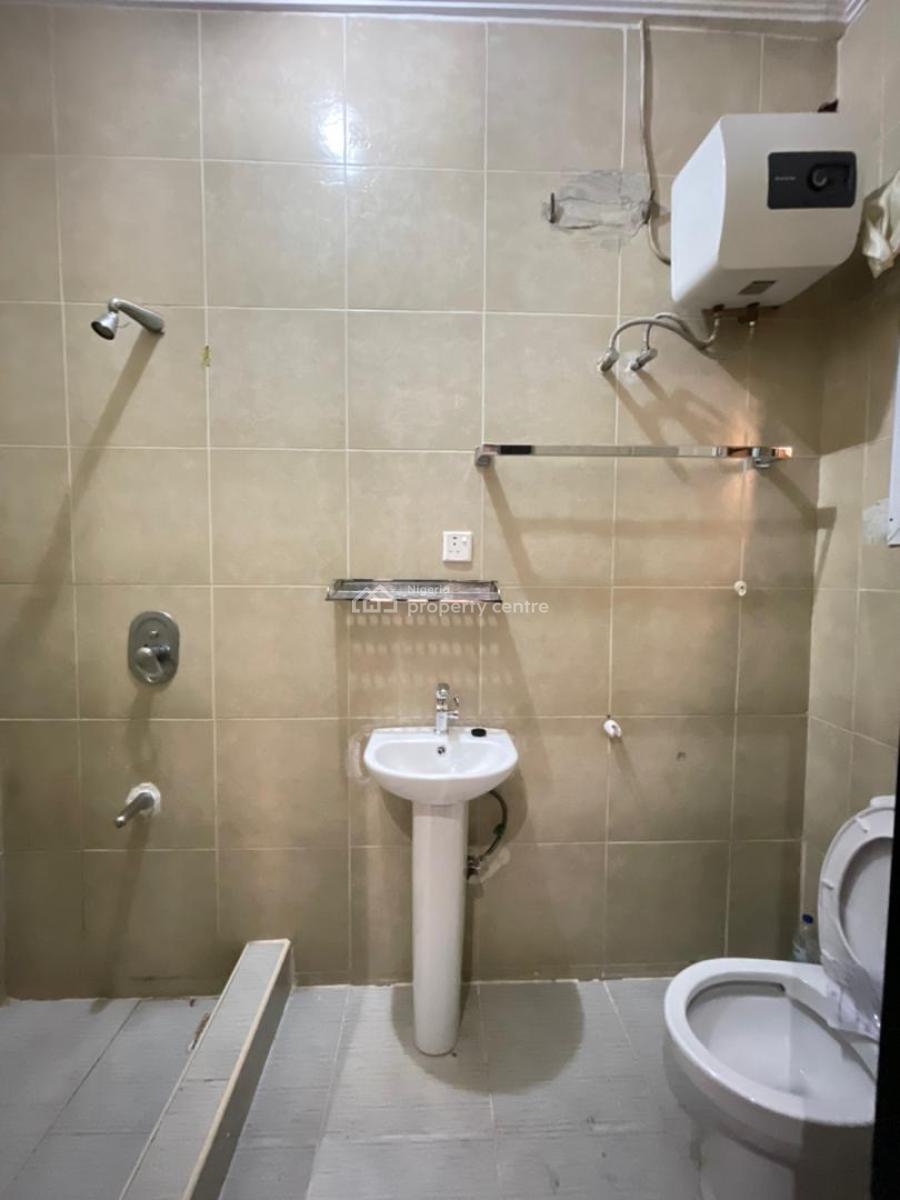 4 Bedroom Bungalow with 4,000 Litres G.p Tank & Solar Panels, Orchid, Ikota, Lekki, Lagos, House for Rent