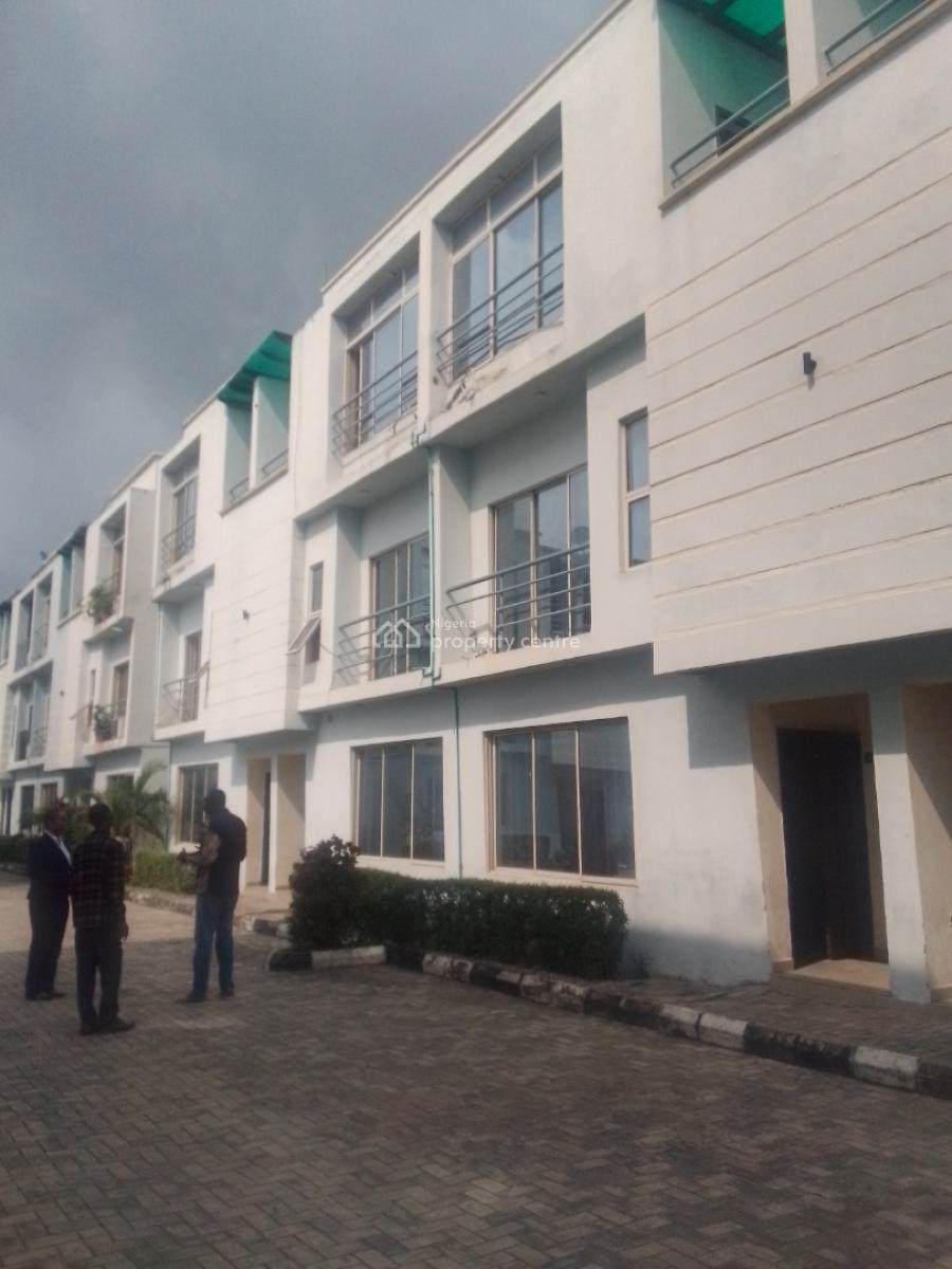 Newly Renovated 4bedroom Terrace Duplex at Ikeja Gra Ikeja, Ikeja Gra, Ikeja Gra, Ikeja, Lagos, Terraced Duplex for Rent