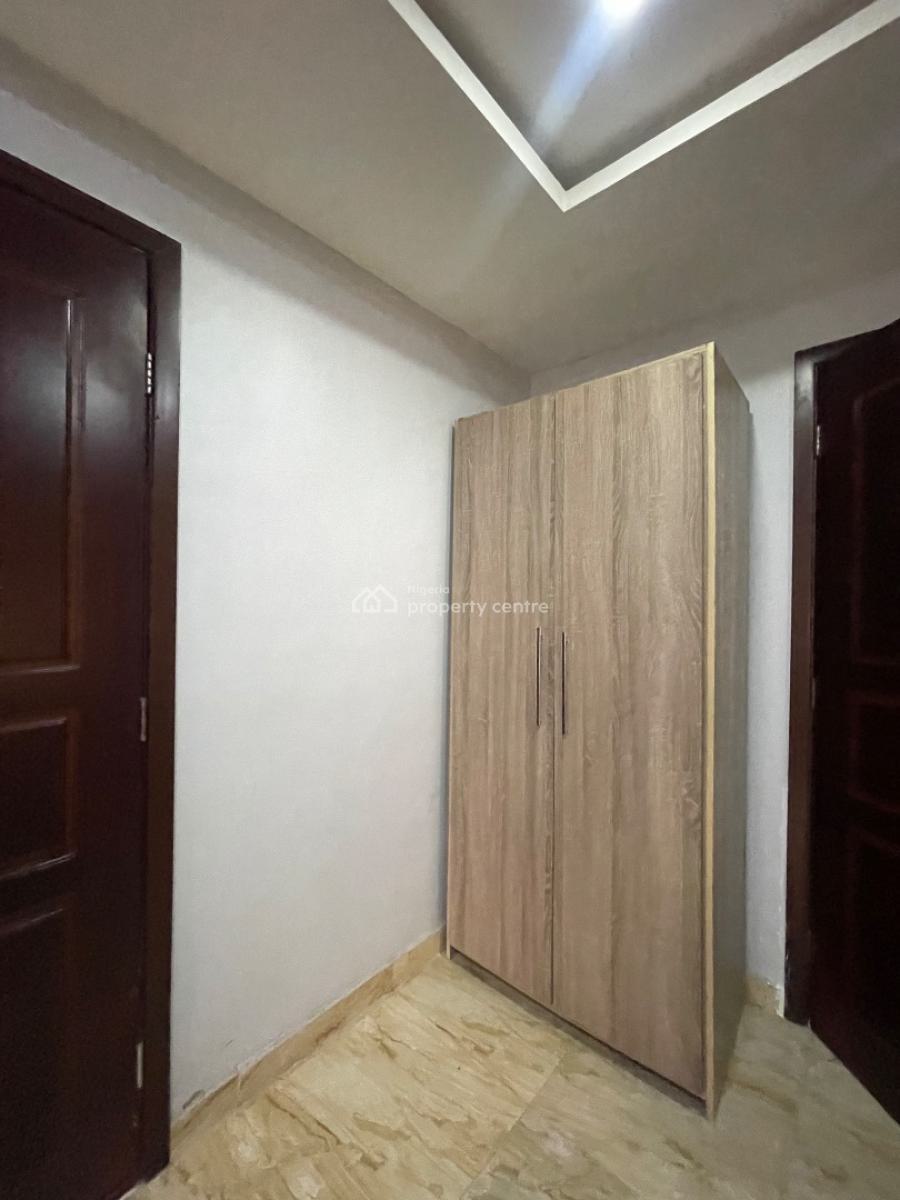 Fully Furnished 1 Bedroom Apartment, Shoreline Drive, Ikoyi, Lagos, Mini Flat (room and Parlour) for Rent