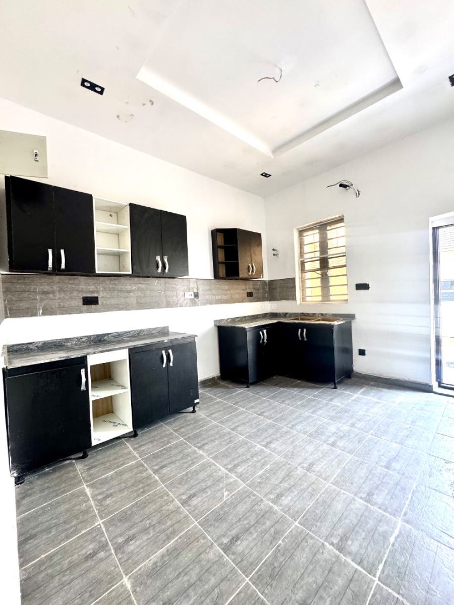 2 Bedroom Apartment, Sangotedo, Ajah, Lagos, Flat / Apartment for Sale