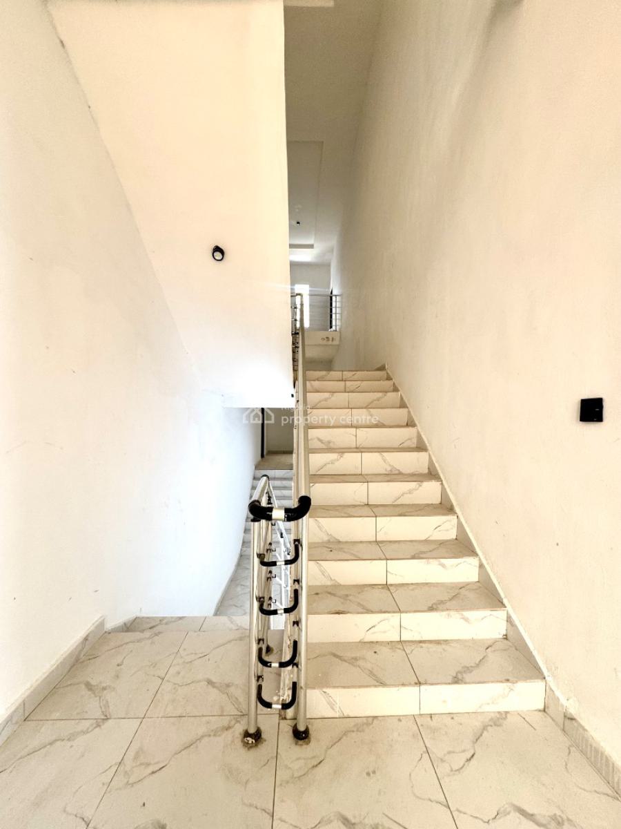 2 Bedroom Apartment, Sangotedo, Ajah, Lagos, Flat / Apartment for Sale