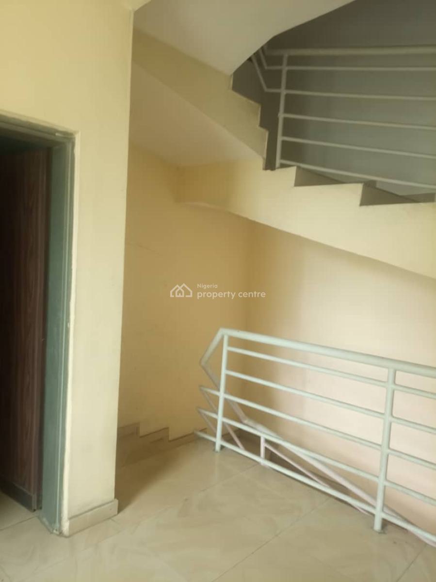 3 Bedroom Flat / Apartment Is Available for Commercial Use in Lekki Ph, Lekki Right Hand Side, Lekki Phase 1, Lekki, Lagos, Office Space for Rent