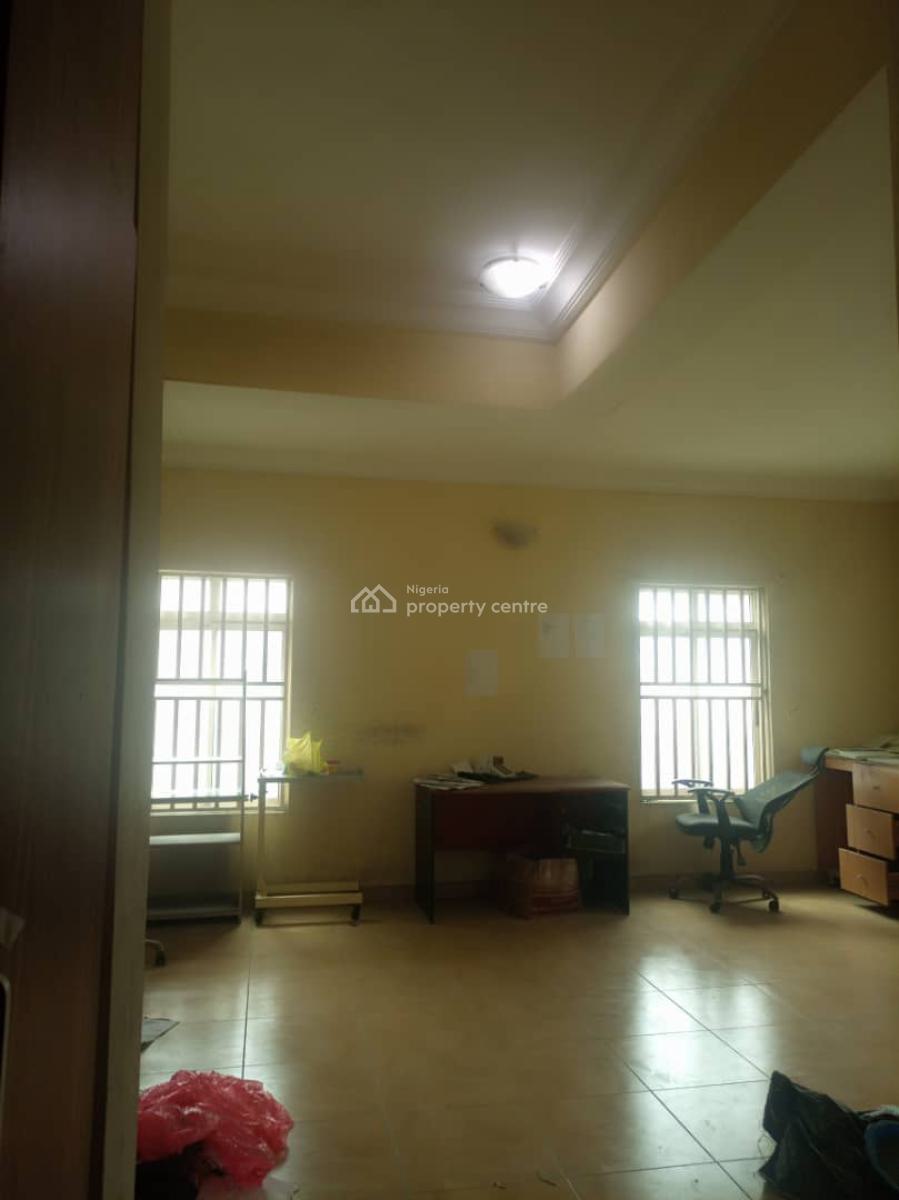 3 Bedroom Flat / Apartment Is Available for Commercial Use in Lekki Ph, Lekki Right Hand Side, Lekki Phase 1, Lekki, Lagos, Office Space for Rent