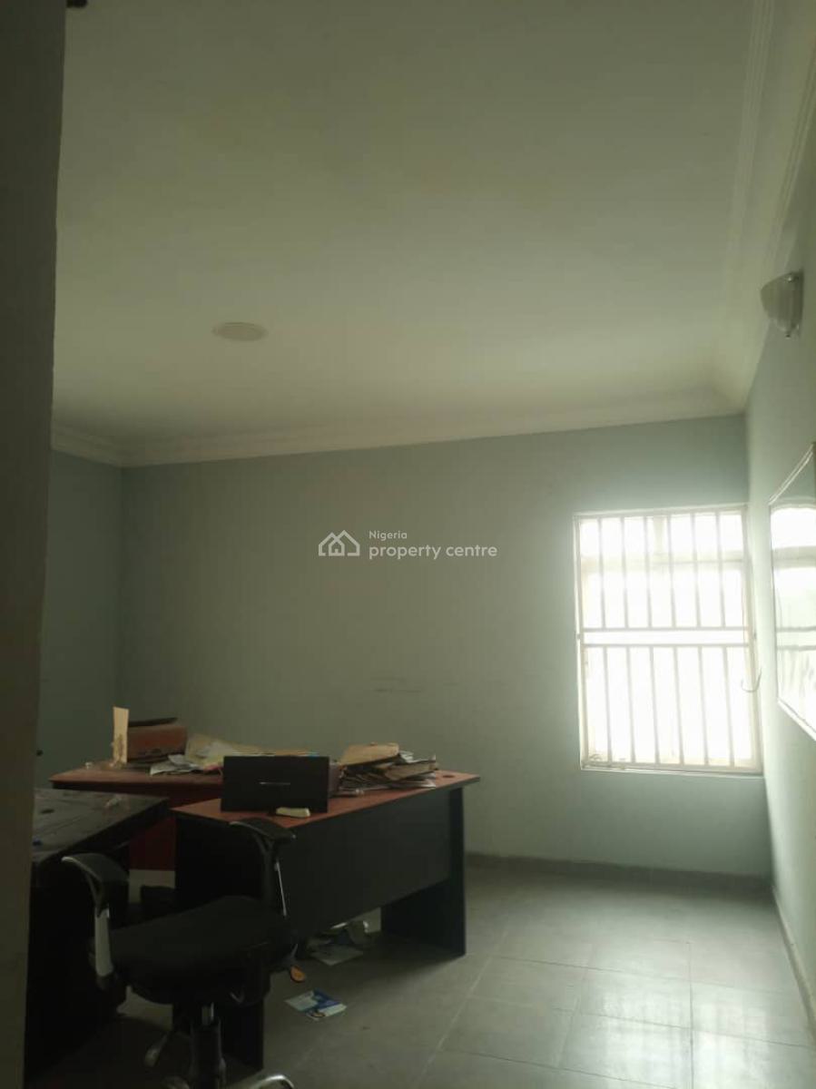 3 Bedroom Flat / Apartment Is Available for Commercial Use in Lekki Ph, Lekki Right Hand Side, Lekki Phase 1, Lekki, Lagos, Office Space for Rent