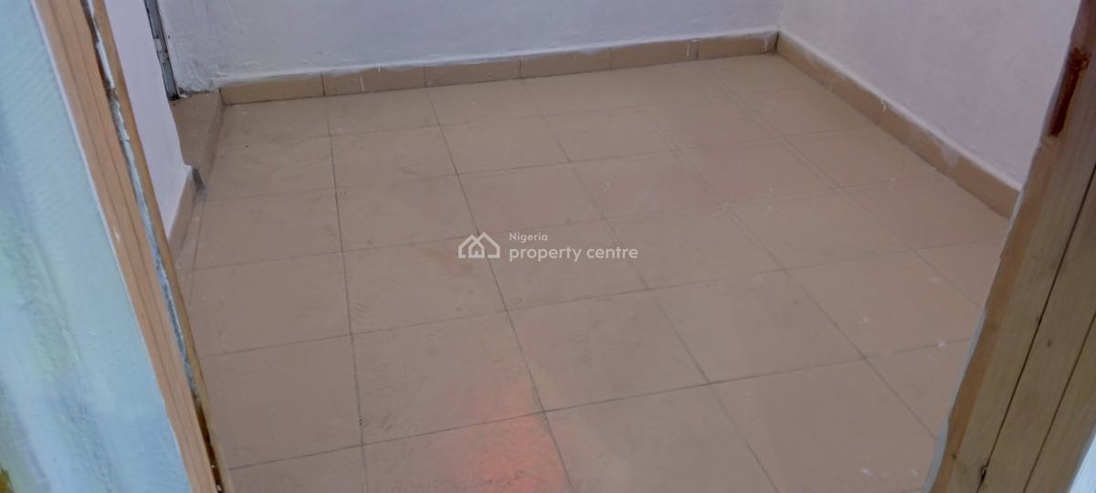 Sweet & Lovely Pop Mini Flat Upstairs, Short Drive From Arepo/magboro, Close to Ascon Bus Stop, Asese, Ibafo, Ogun, Mini Flat (room and Parlour) for Rent