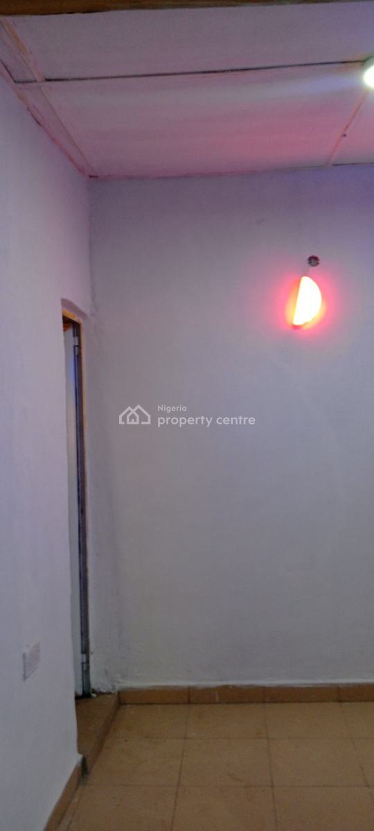 Sweet & Lovely Pop Mini Flat Upstairs, Short Drive From Arepo/magboro, Close to Ascon Bus Stop, Asese, Ibafo, Ogun, Mini Flat (room and Parlour) for Rent