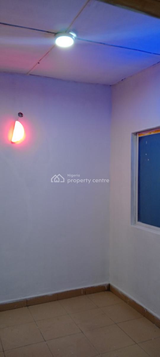 Sweet & Lovely Pop Mini Flat Upstairs, Short Drive From Arepo/magboro, Close to Ascon Bus Stop, Asese, Ibafo, Ogun, Mini Flat (room and Parlour) for Rent