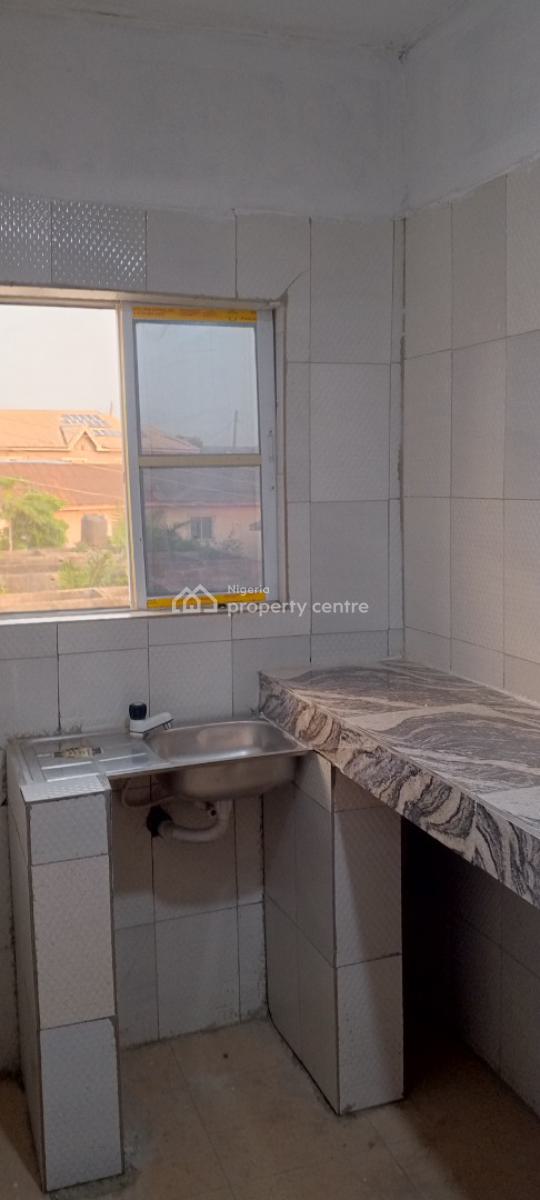 Sweet & Lovely Pop Mini Flat Upstairs, Short Drive From Arepo/magboro, Close to Ascon Bus Stop, Asese, Ibafo, Ogun, Mini Flat (room and Parlour) for Rent