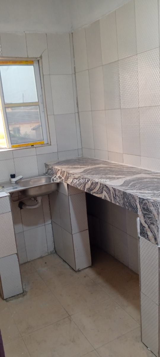 Sweet & Lovely Pop Mini Flat Upstairs, Short Drive From Arepo/magboro, Close to Ascon Bus Stop, Asese, Ibafo, Ogun, Mini Flat (room and Parlour) for Rent