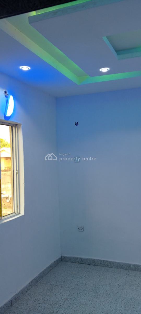 Sweet & Lovely Pop Mini Flat Upstairs, Short Drive From Arepo/magboro, Close to Ascon Bus Stop, Asese, Ibafo, Ogun, Mini Flat (room and Parlour) for Rent