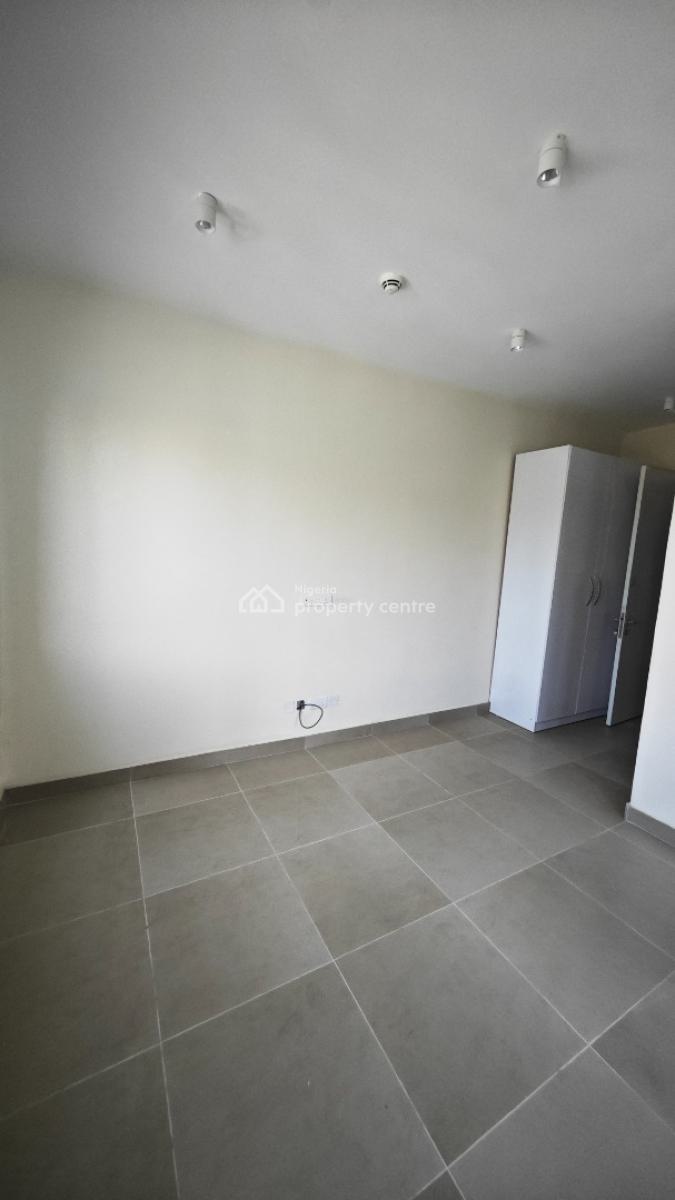 Ultimate Lekki Living Serene 3-bedroom Masterpiece with Resort-style, Lekki Phase 1, Lekki, Lagos, Flat / Apartment for Sale