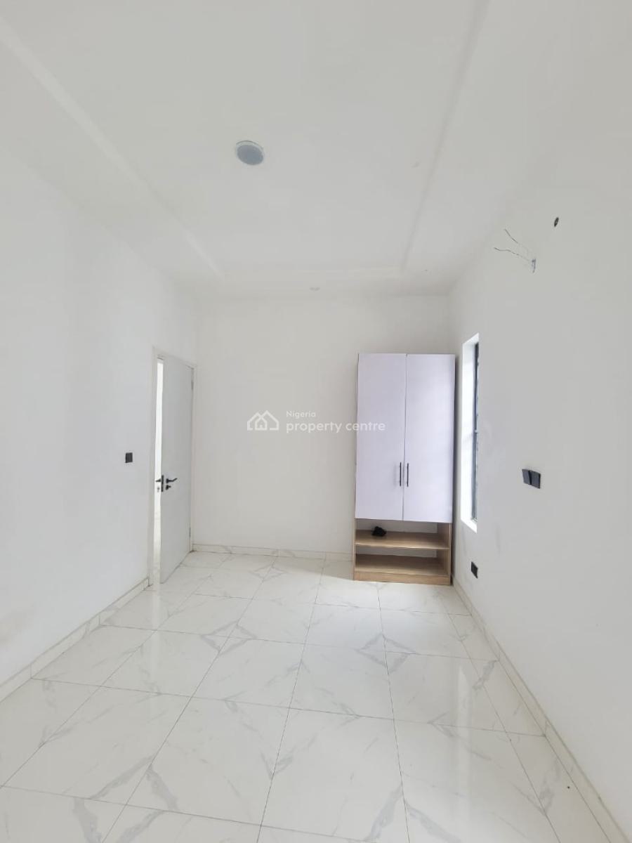 Standard and Spacious 5 Bedroom Fully Detached Duplex, Thomas Estate, Ajah, Lagos, Detached Duplex for Sale