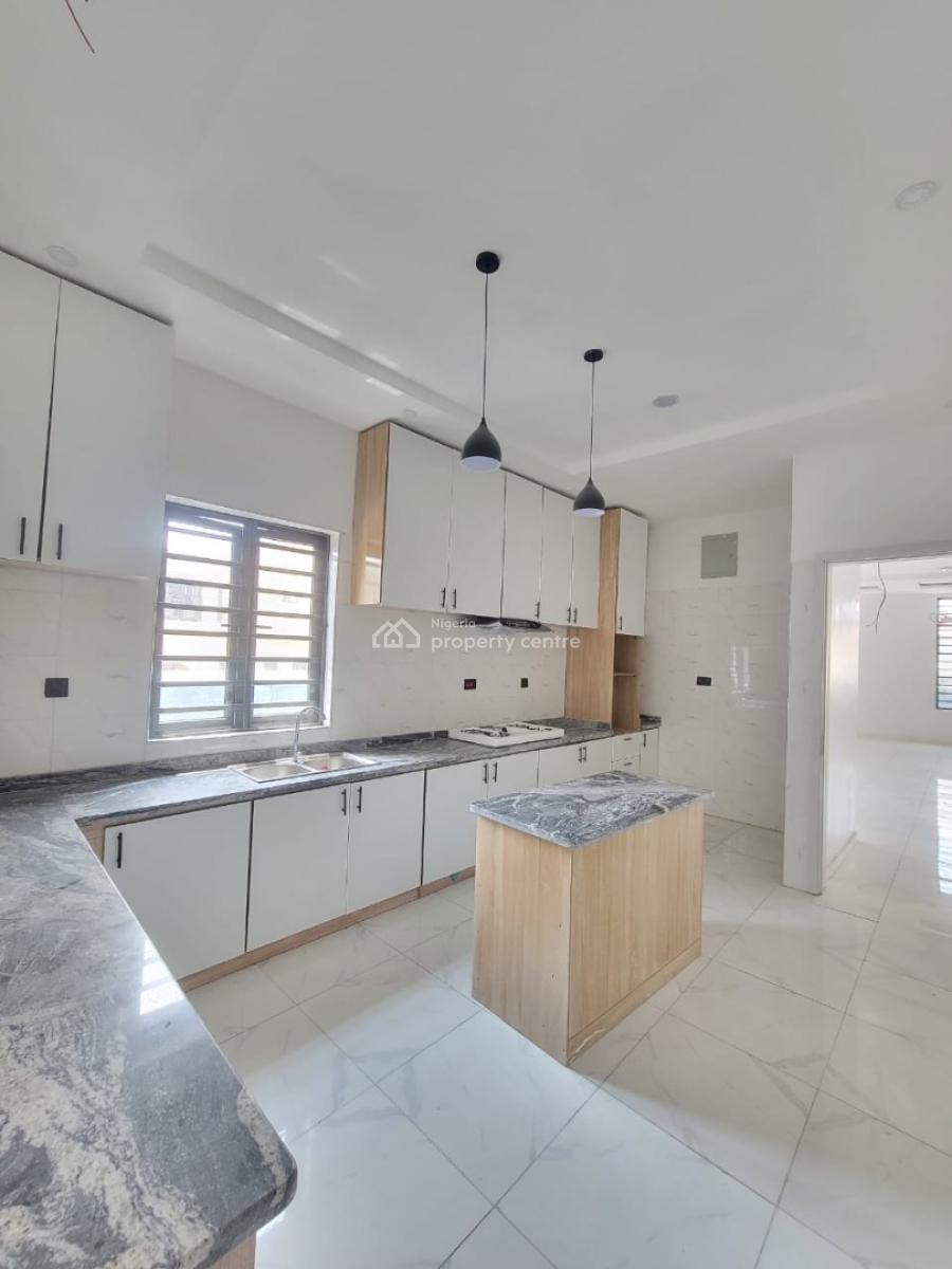 Standard and Spacious 5 Bedroom Fully Detached Duplex, Thomas Estate, Ajah, Lagos, Detached Duplex for Sale