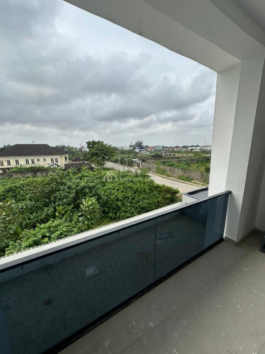 Well Detailed Brand New Luxury, Abraham Adesanya Area, Lekki Phase 2, Lekki, Lagos, Flat / Apartment for Sale