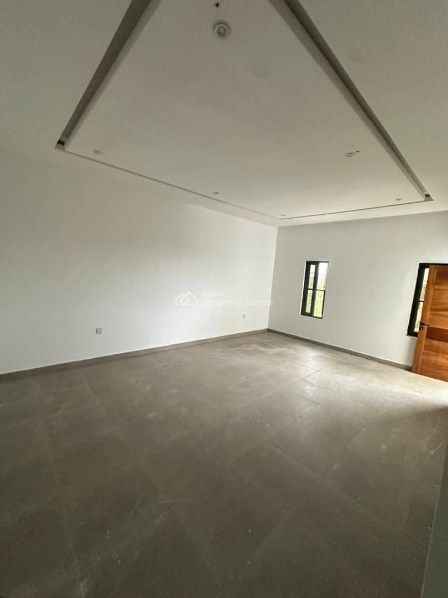 Well Detailed Brand New Luxury, Abraham Adesanya Area, Lekki Phase 2, Lekki, Lagos, Flat / Apartment for Sale