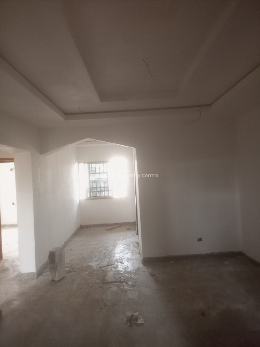 Luxury Newly Built 2 Toilets, Off Kudirat Way Canoe Axis, Oke Afa, Isolo, Lagos, Flat / Apartment for Rent