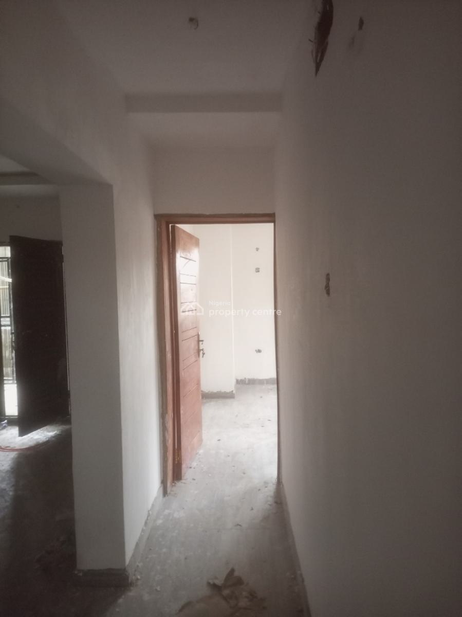 Luxury Newly Built 2 Toilets, Off Kudirat Way Canoe Axis, Oke Afa, Isolo, Lagos, Flat / Apartment for Rent