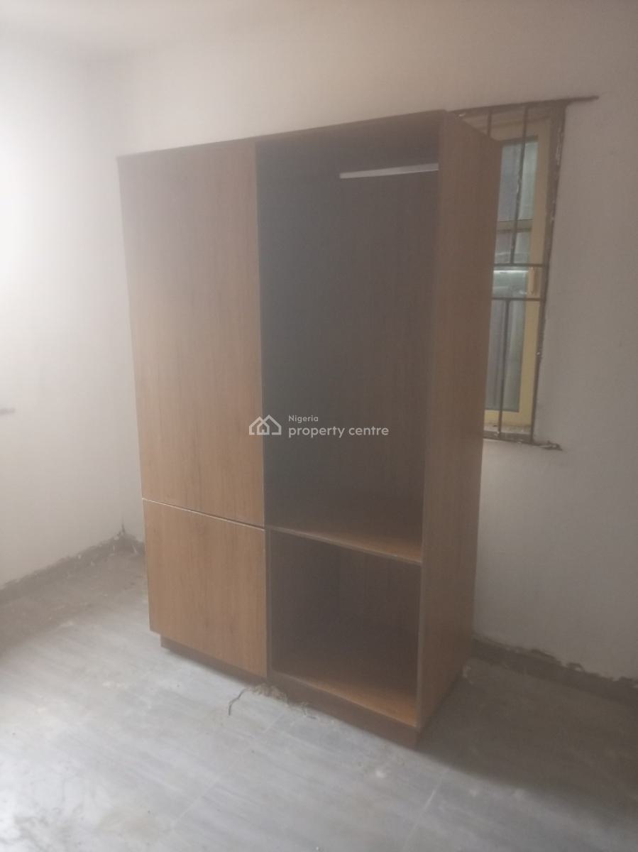 Luxury Newly Built 2 Toilets, Off Kudirat Way, Canoe Axis, Oke Afa, Isolo, Lagos, Flat / Apartment for Rent