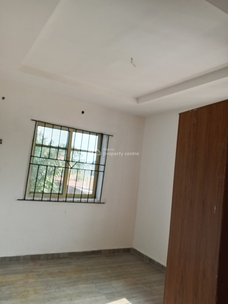 Luxury Newly Built 2 Toilets, Off Kudirat Way, Canoe Axis, Oke Afa, Isolo, Lagos, Flat / Apartment for Rent