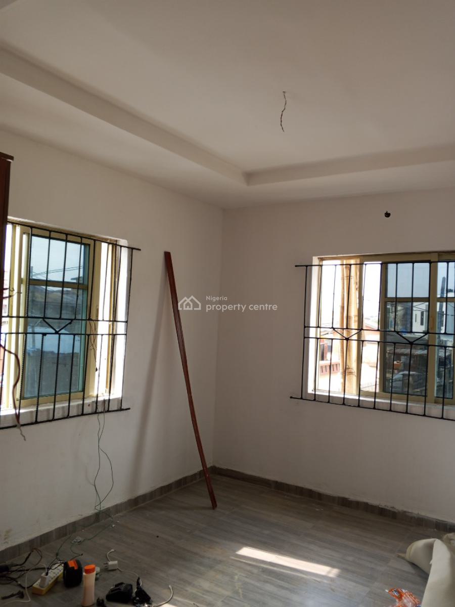 Luxury Newly Built 2 Toilets, Off Kudirat Way, Canoe Axis, Oke Afa, Isolo, Lagos, Flat / Apartment for Rent