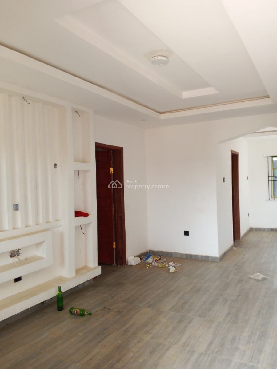 Luxury Newly Built 2 Bedrooms, Upstairs, Off Kudirat Way, Canoe Axis, Oke Afa, Isolo, Lagos, Flat / Apartment for Rent