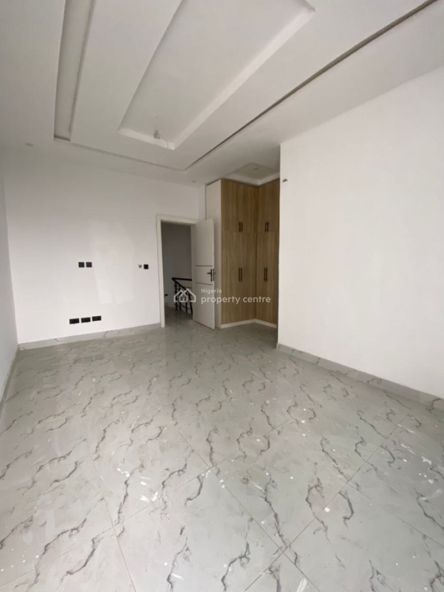 Well Spaced Luxury Brand New, Abraham Adesanya Area, Lekki Phase 1, Lekki, Lagos, Terraced Duplex for Sale