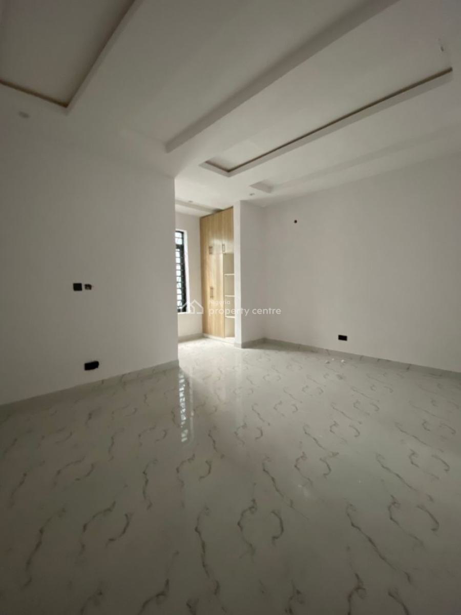 Well Spaced Luxury Brand New, Abraham Adesanya Area, Lekki Phase 1, Lekki, Lagos, Terraced Duplex for Sale