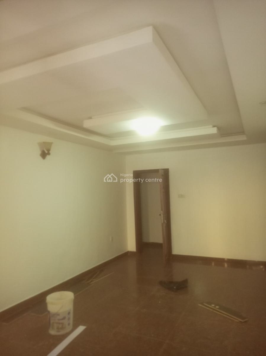 Sharp 2 Bedroom, Bucknor Estate, Isolo, Lagos, Flat / Apartment for Rent