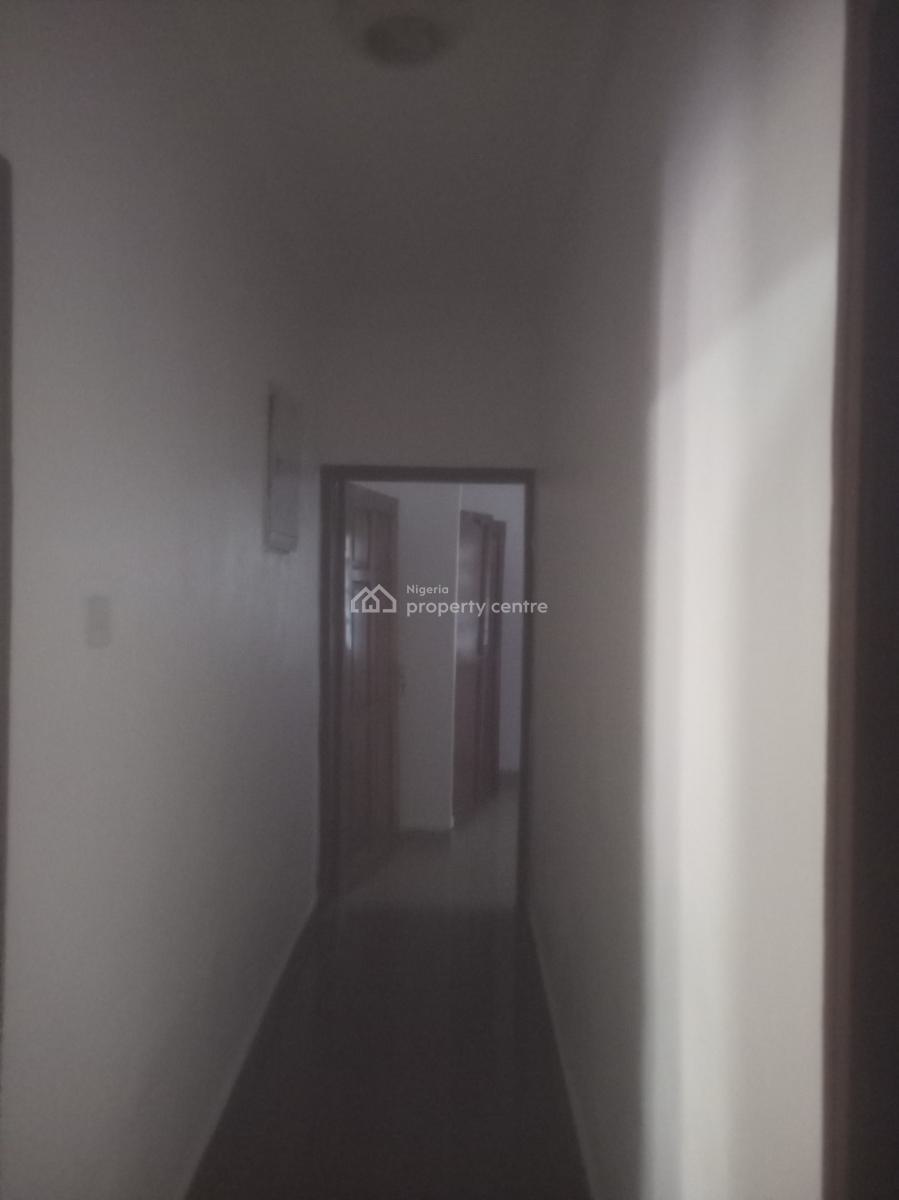 Sharp 2 Bedroom, Bucknor Estate, Isolo, Lagos, Flat / Apartment for Rent