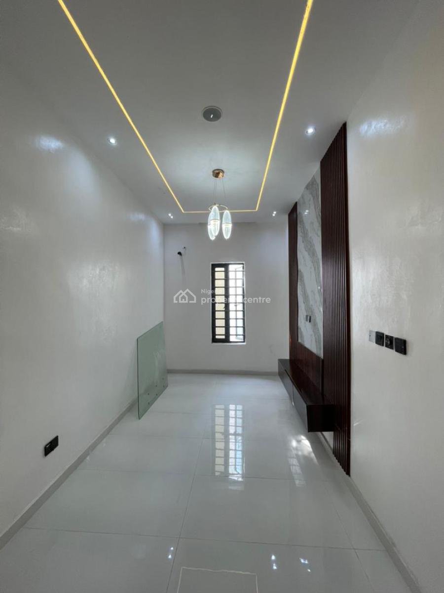 Stunning 4bedroom Semidetached Duplex in a Secure Estate, Stunning 4bedroom Semidetached Duplex in a Secure Estate, Ajah, Lagos, Semi-detached Duplex for Sale