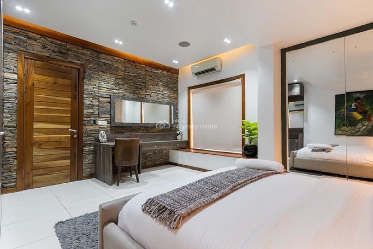 One Bedroom Flat, Lekki Phase 1, Lekki, Lagos, Flat / Apartment for Rent