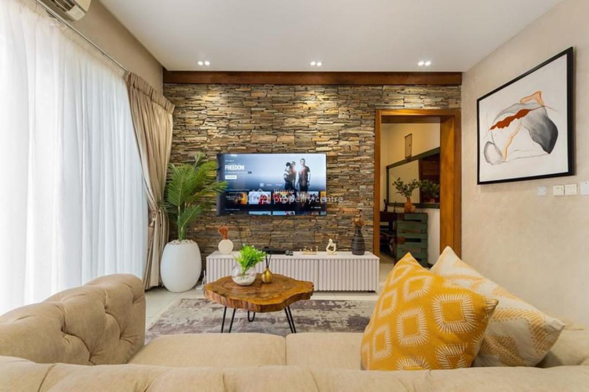 One Bedroom Flat, Lekki Phase 1, Lekki, Lagos, Flat / Apartment for Rent