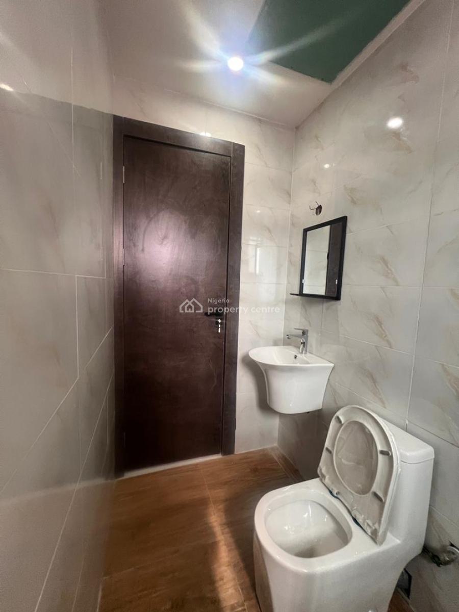 Contemporary 2 Bedroom Apartment with Swimming Pool and Elevators, Suitable for Personal Residence & Shortlet Investment, Ikate, Lekki, Lagos, Flat / Apartment for Sale