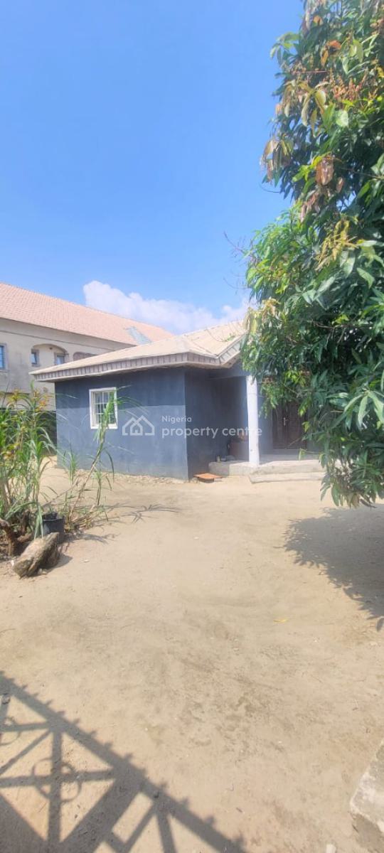Standard 3 Bedroom Bungalow Apartment, Greenville Estate,, Badore, Ajah, Lagos, Flat / Apartment for Sale